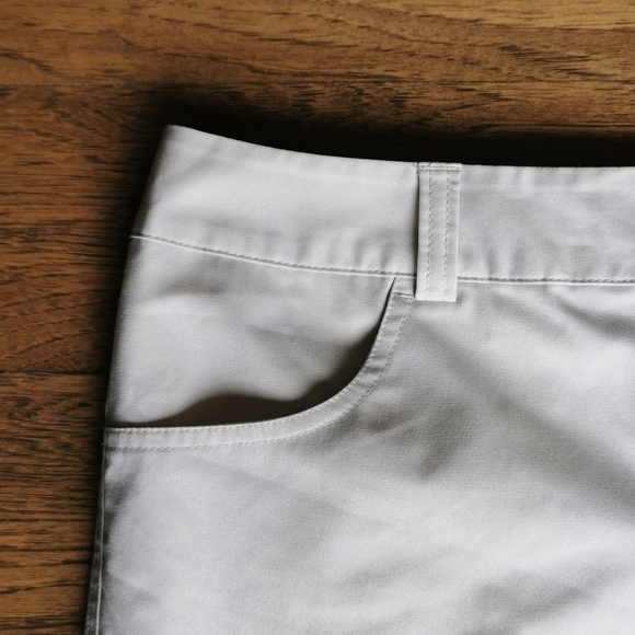 adidas Climalite Bermuda Beige Golf Shorts 8 - Picture 3 of 5